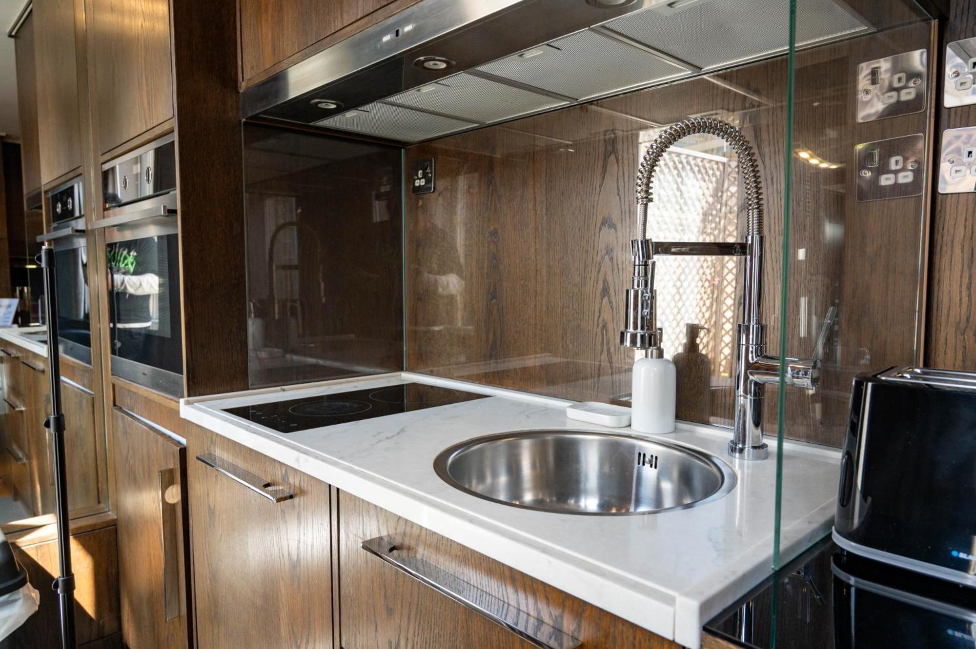 Luxury Studio Flat Victoria Sw1 Londen Buitenkant foto